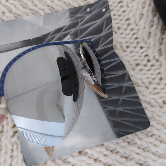 VICTORIA BECKHAM Mirrored Blue Silver Aviator main image 6